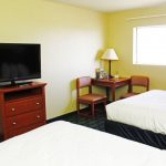 emerald-coast-inn-and-suites-rooms